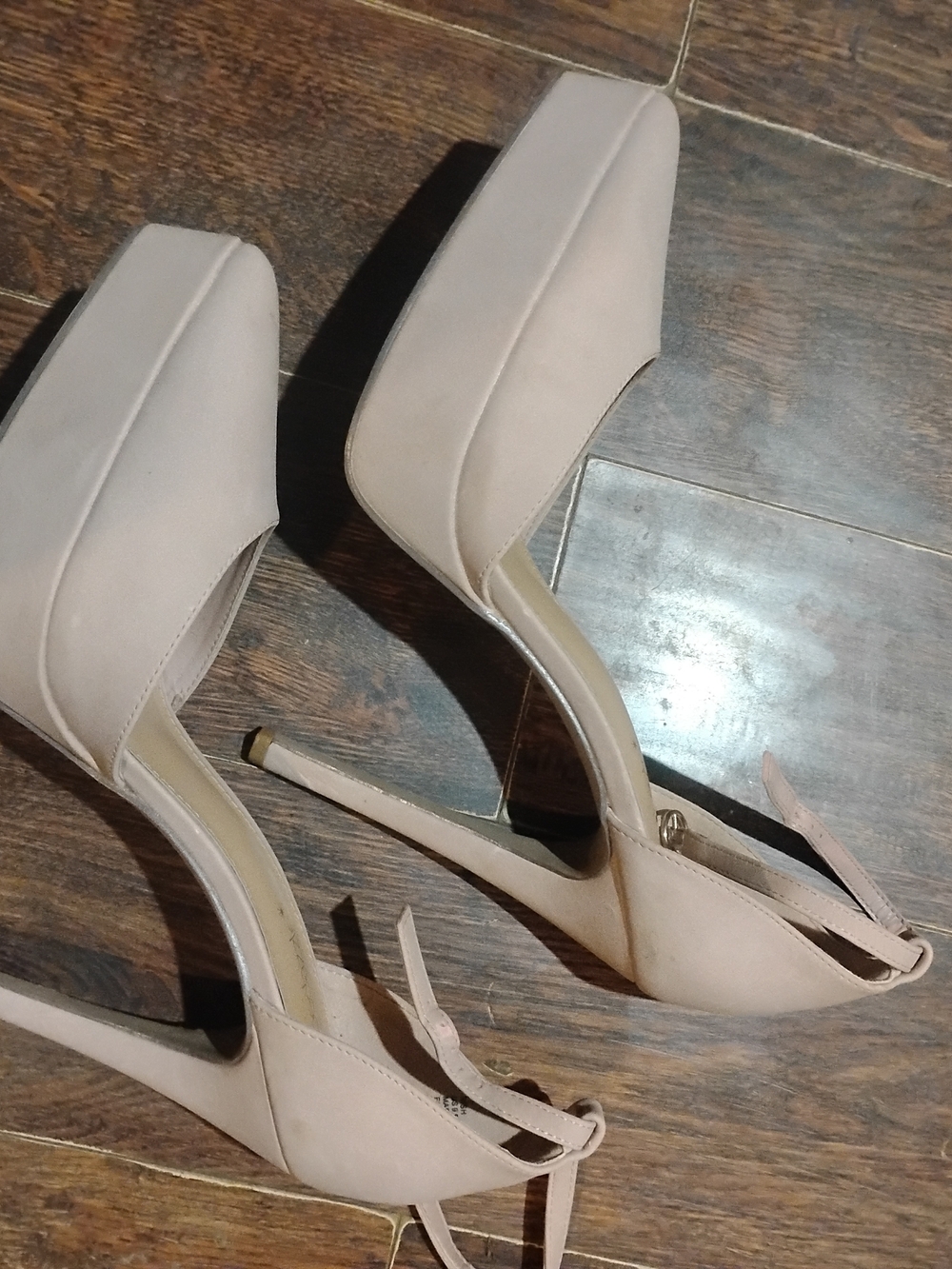 Classic Women's High Heel Pumps in Blush Pink